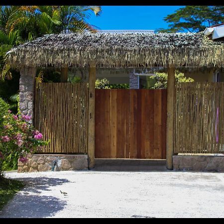 Holiday Home Baie Lazare  Экстерьер фото