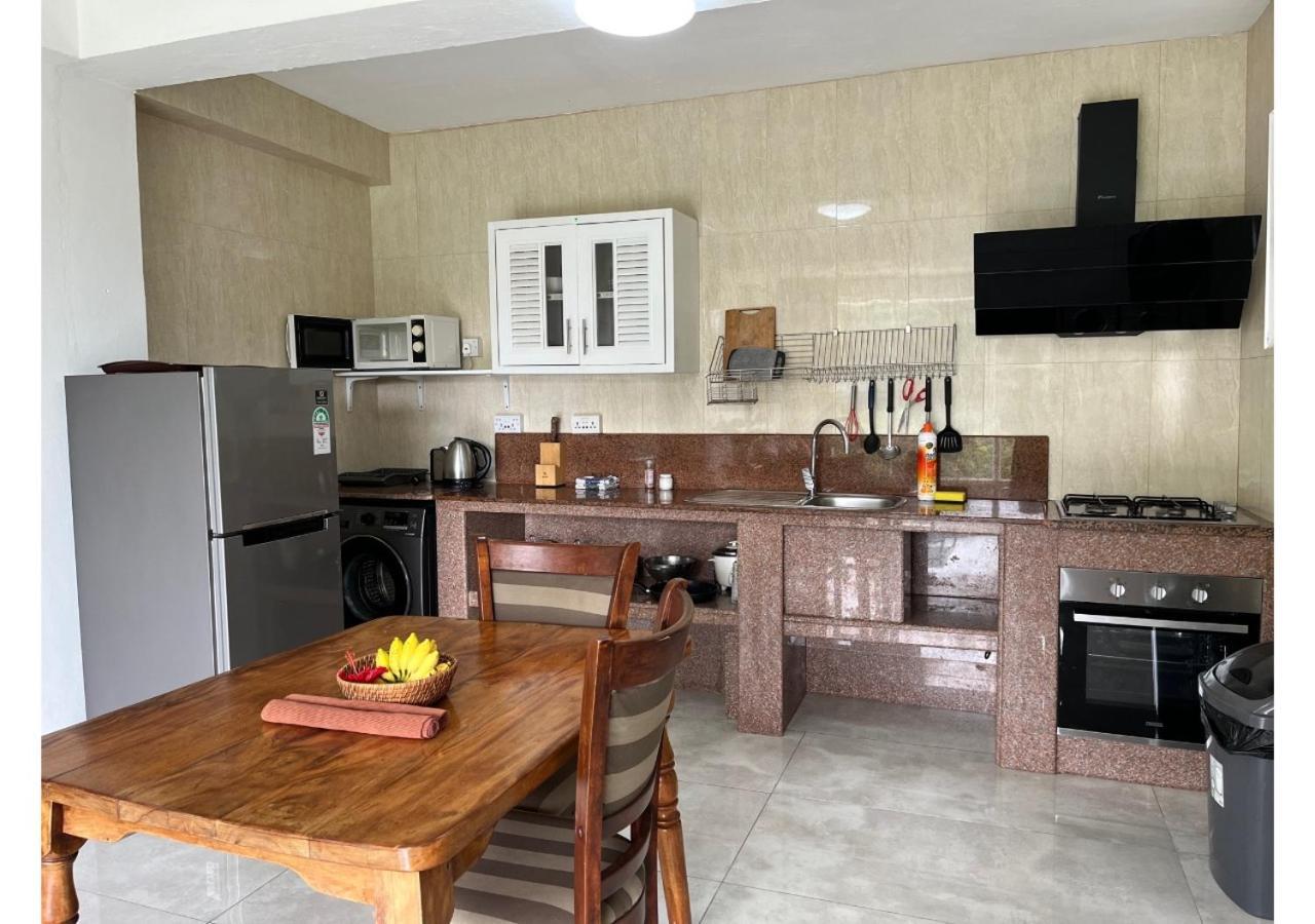Holiday Home Baie Lazare  Экстерьер фото
