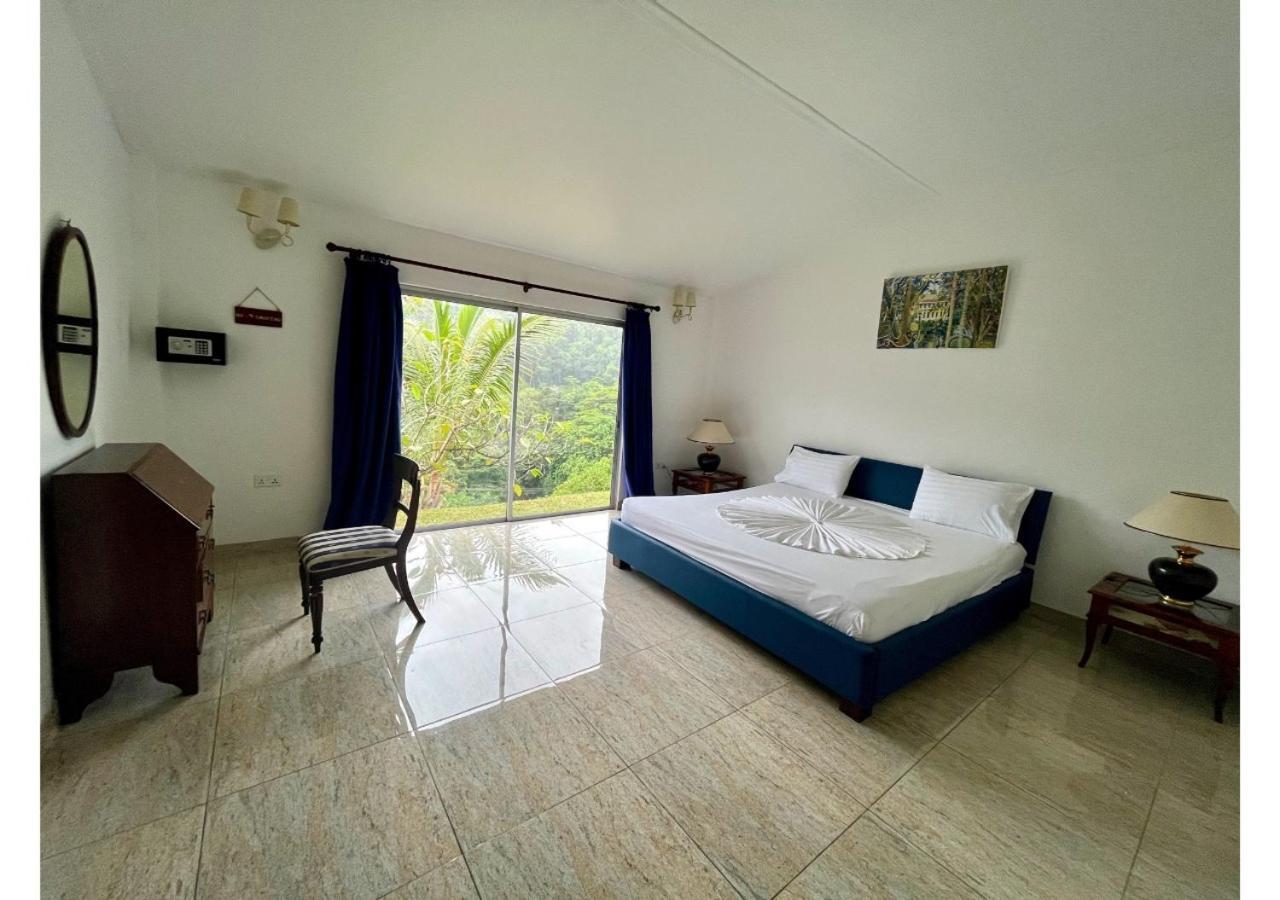 Holiday Home Baie Lazare  Экстерьер фото