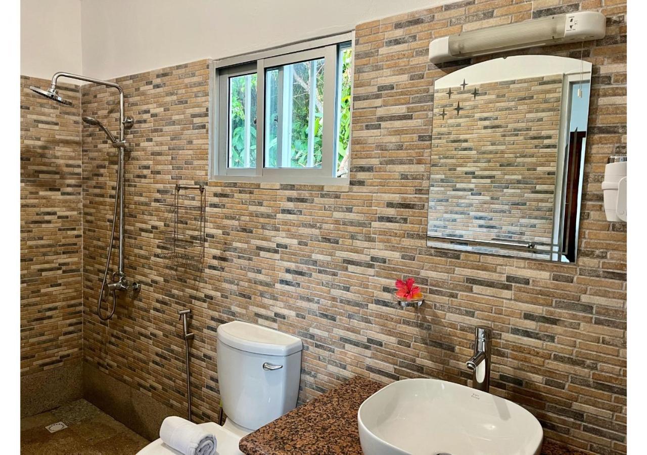 Holiday Home Baie Lazare  Экстерьер фото